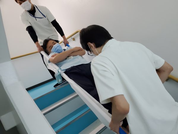 避難訓練｜階上搬送｜特養