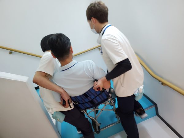 避難訓練｜車いす